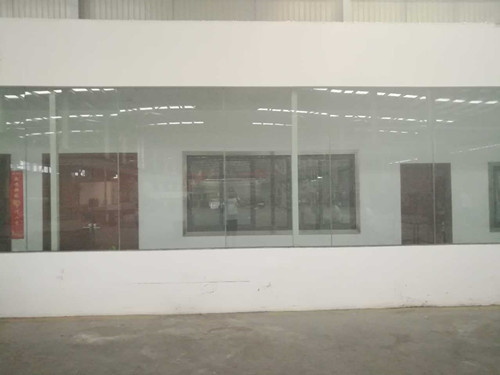 珠寶展柜不銹鋼屏風銷售區(qū)